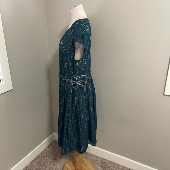 ELIZA J Cap Sleeve Lace Fit & Flare Dress Green with Belt - Picture 6 of 9